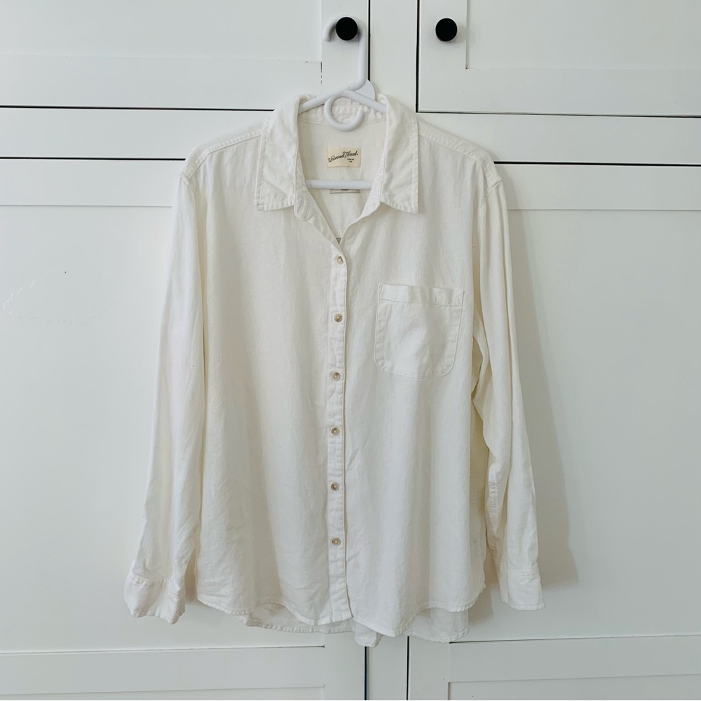 Universal Thread White Linen Long Sleeve Relaxed Fit Button Shirt
